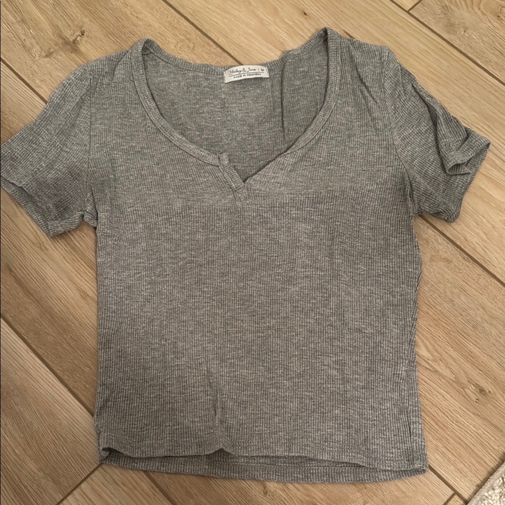 Casual Gray Ribbed Short Sleeve Tee